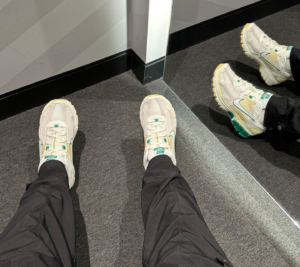 Giay Nike Zoom Vomero 5 'Malachite Alabaster' FN8361-100