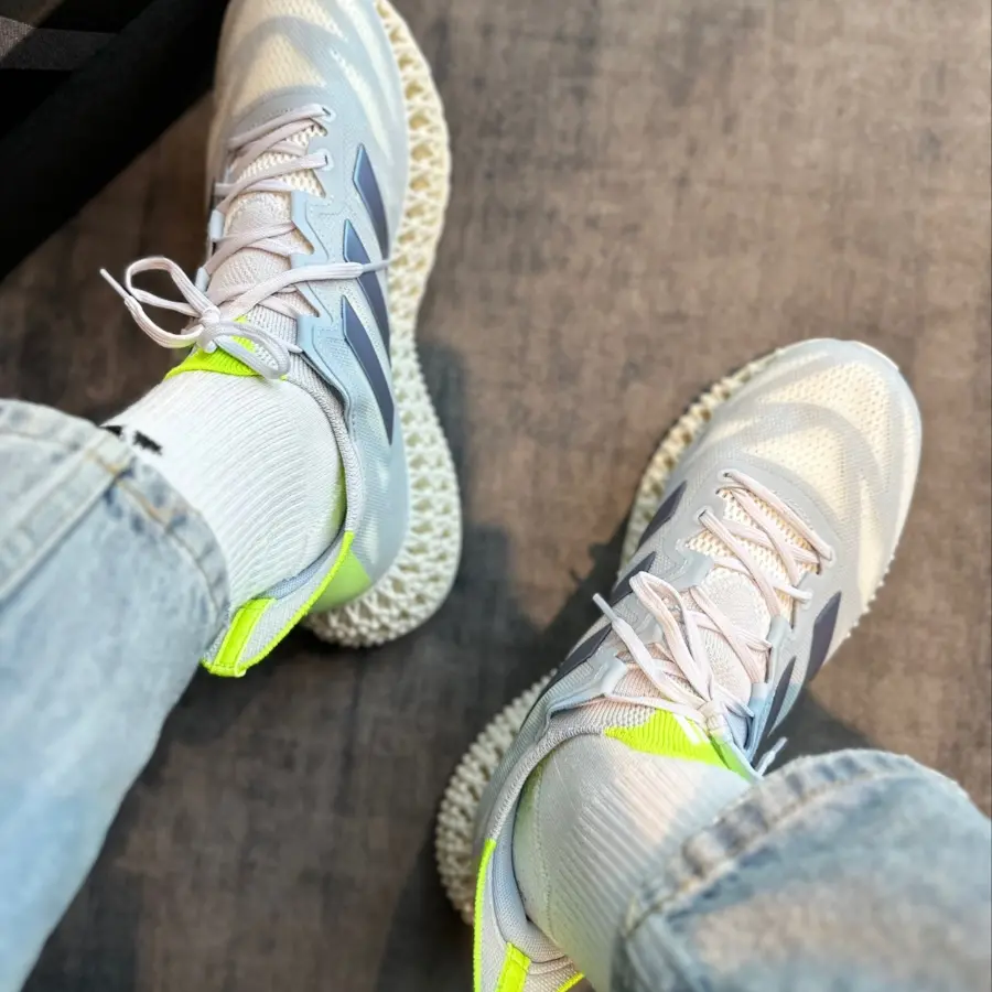 Giay Adidas 4DFWD 3 'Dash Grey Lucid Lemon' IG8980