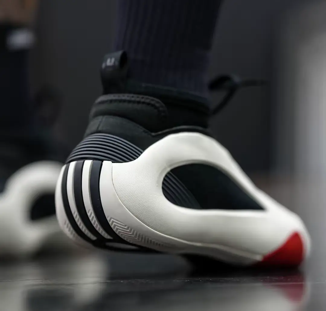 Giay Adidas Harden Vol. 8 'Pioneer' IE2695