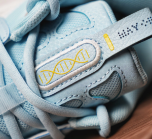 Giay Lining Way Of Wade 10 Low 'Ice Blood' ABAS083-11