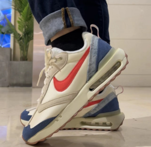 Giay Nike Air Max Dawn 'Coconut Milk' DV1487-162