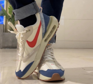 Giay Nike Air Max Dawn 'Coconut Milk' DV1487-162