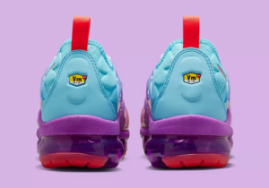 Giay Nike Air VaporMax Plus 'Multi-Color Gradient' FD0823-500