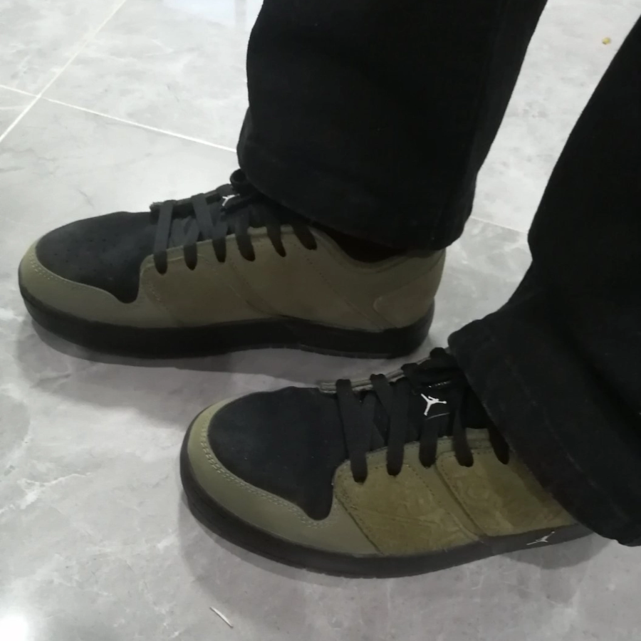 Giay Nike Jordan Nu Retro 1 Low FB4412-200