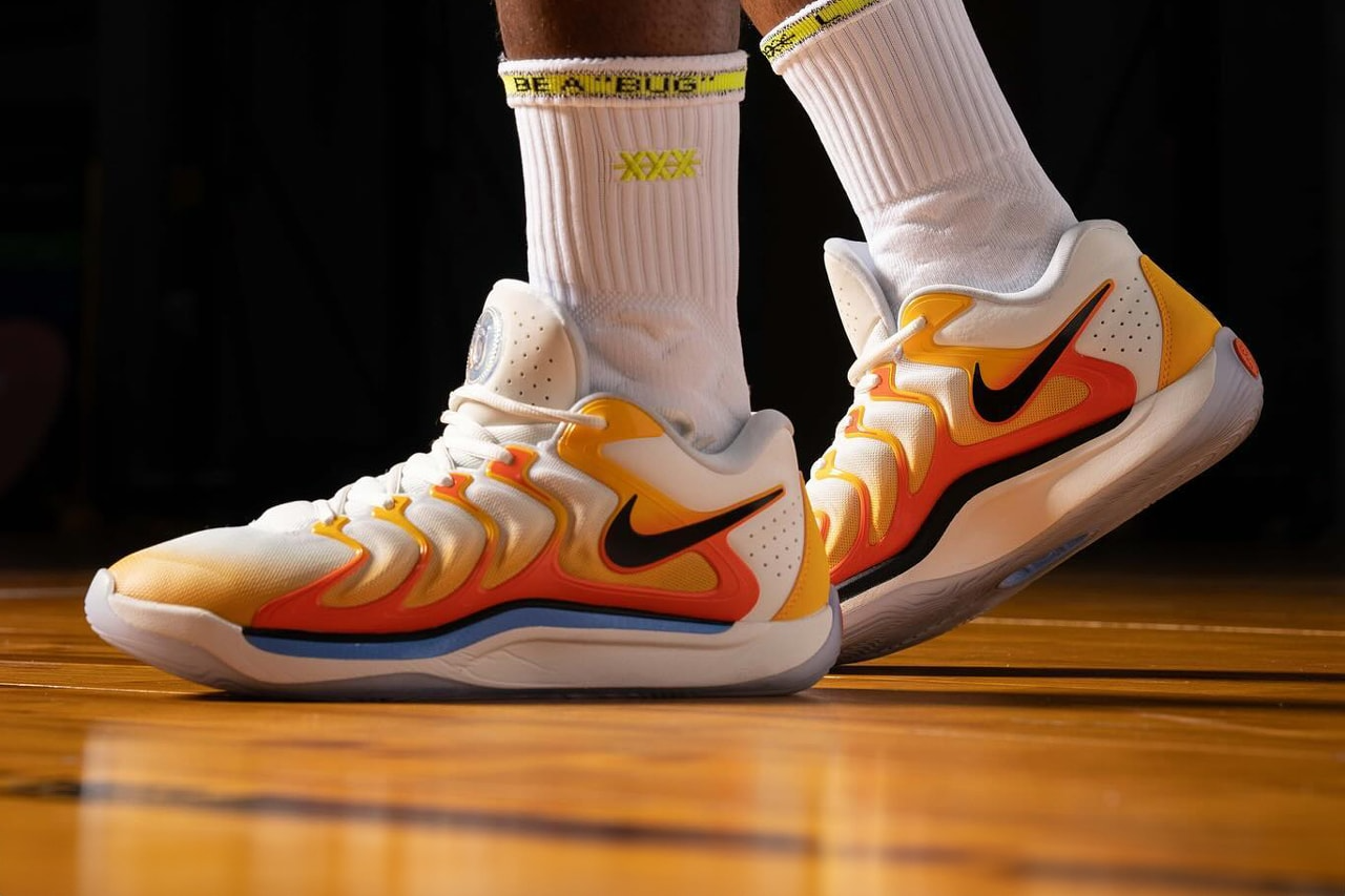 Giay Nike KD 17 'Sunrise' FJ9487-700