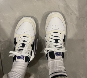 Giay Onitsuka Tiger Buzzer Trainer 'Cream White Black' 1183B896-105