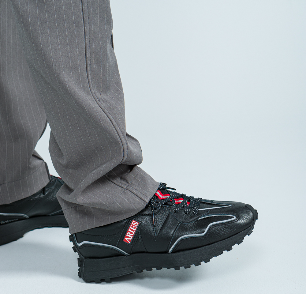 Giay New Balance 327 x Aries 'Black' MS327AIR