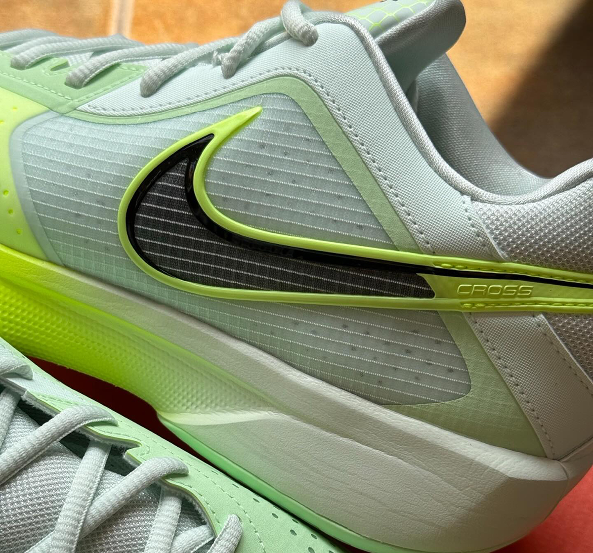 Giay Nike Air Zoom GT Cut Cross EP 'Barely Green' HF0231-300