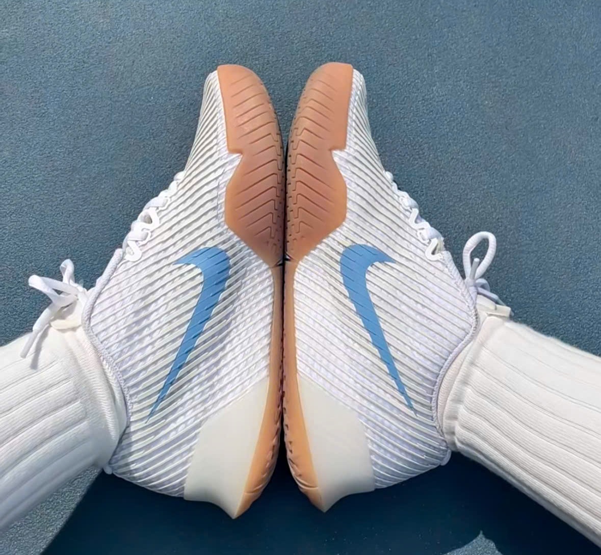 Giay Nike Court Air Zoom Vapor 11 'White' DR6966-107