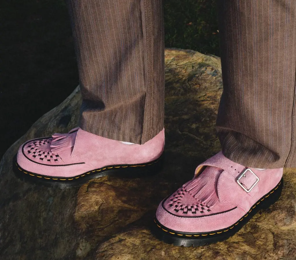 Giay Dr.martens Ramsey Suede Kiltie Buckle Creepers 'Fondant Pink' 31501446