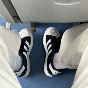 Giay Adidas Superstar XLG 'Black White' ID4657