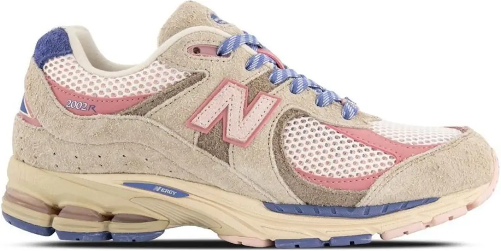 Giay New Balance Hype DC x 2002R 'Native' M2002RHE