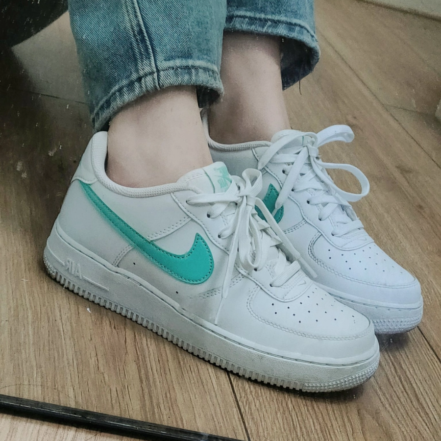 Giay Nike Air Force 1 GS 'White Emerald Rise' DV7762-104