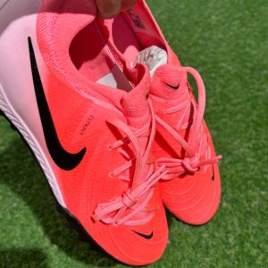 Giay Nike React Phantom GX 2 Pro TF 'Pink Black' FJ2583-600