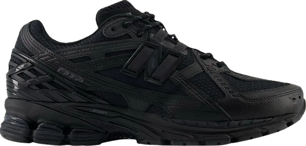 Giay New Balance 1906U 'Triple Black' M1906NJ