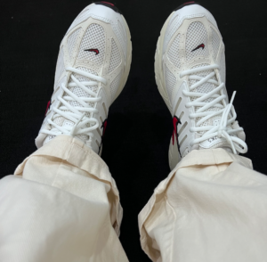 Giay Nike Air Pegasus 2005 'White Gym Red' FN7153-101