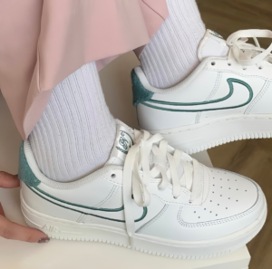 Giay Nike Air Force 1 Low 'Resort And Sport' FZ2008-100