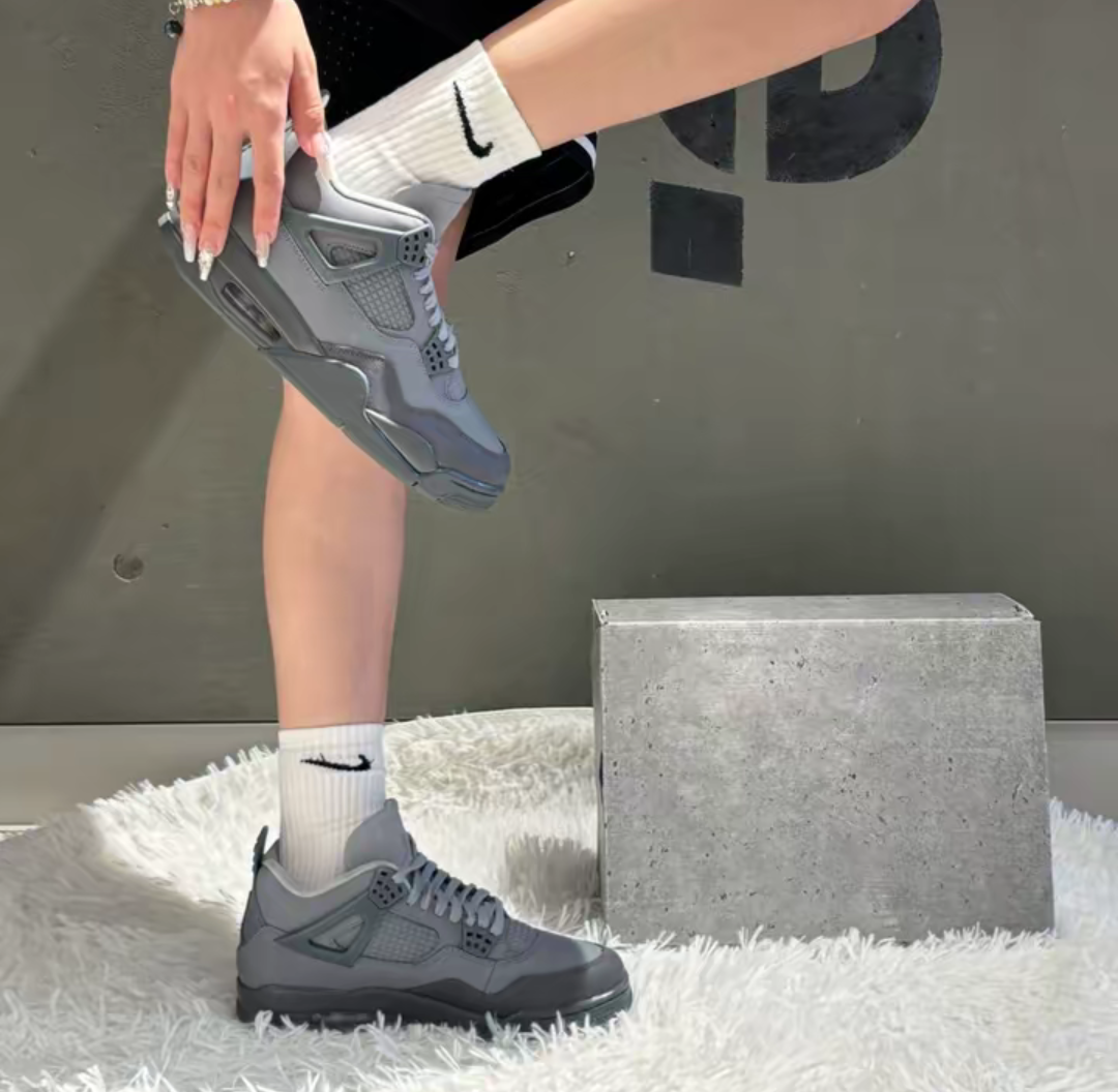 Giay Nike Air Jordan 4 Retro SE 'Wet Cement' FQ7928-001