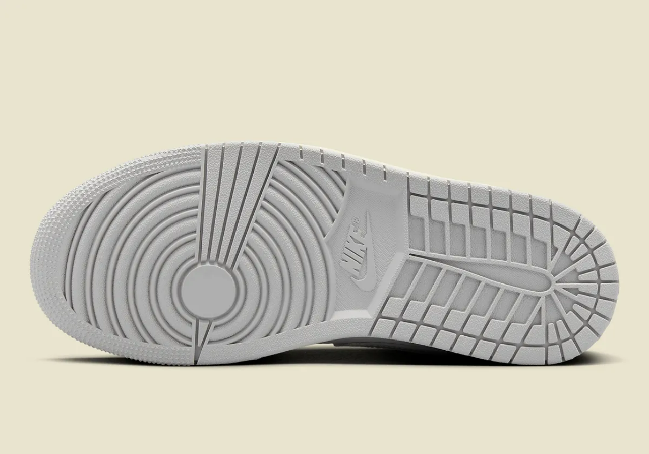 Giay Nike Air Jordan 1 Low 'Light Grey Sail' DC0774-103