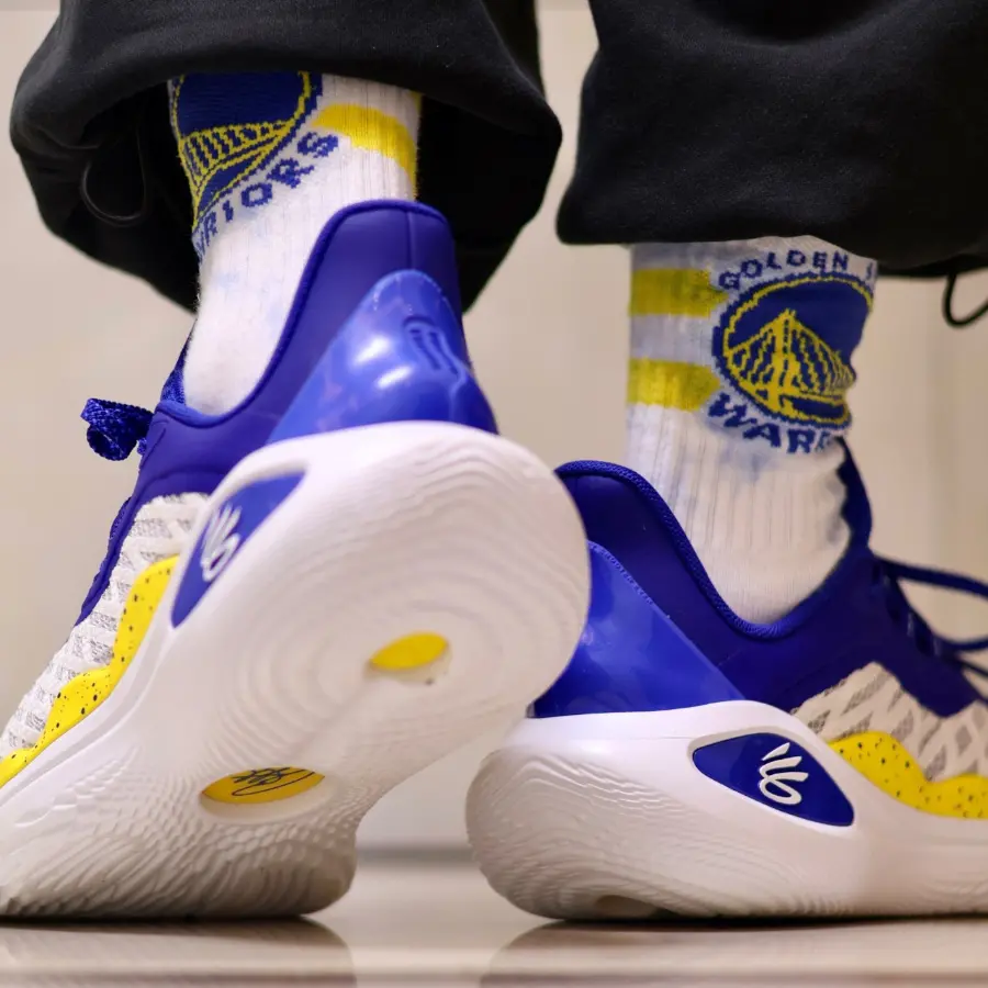 Giay Under Armour Curry Flow 11 'Dub Nation' 3026615-100