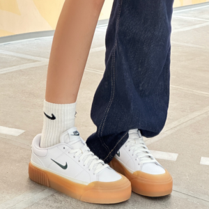 Giay Nike Court Legacy Lift 'White Vintage' FV5526-100