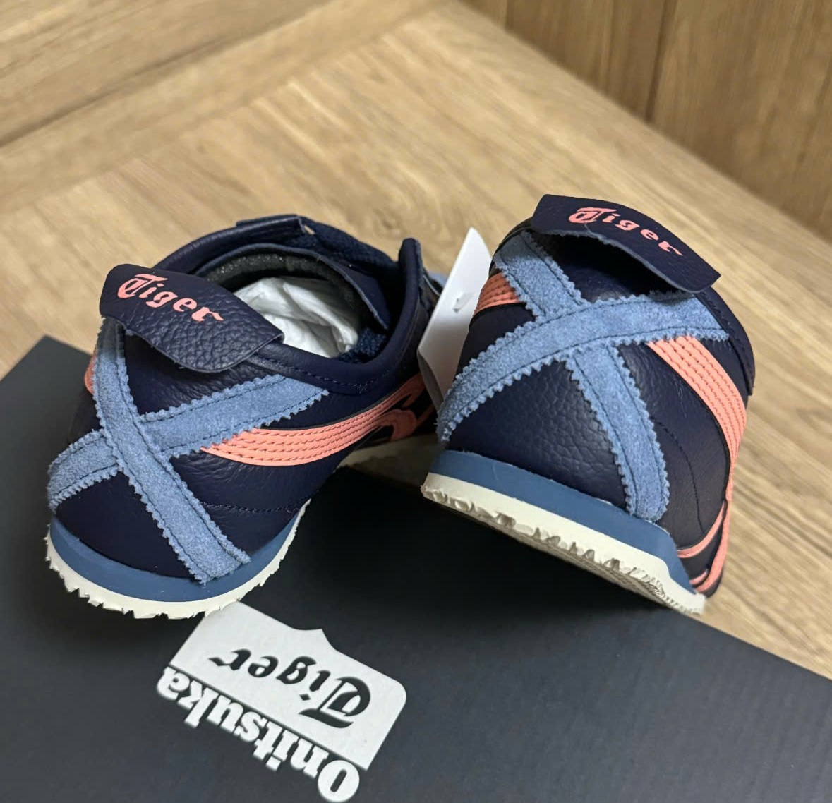 Giay Onitsuka Tiger Mexico 66 'Peacoat Guava' 1183A201-409