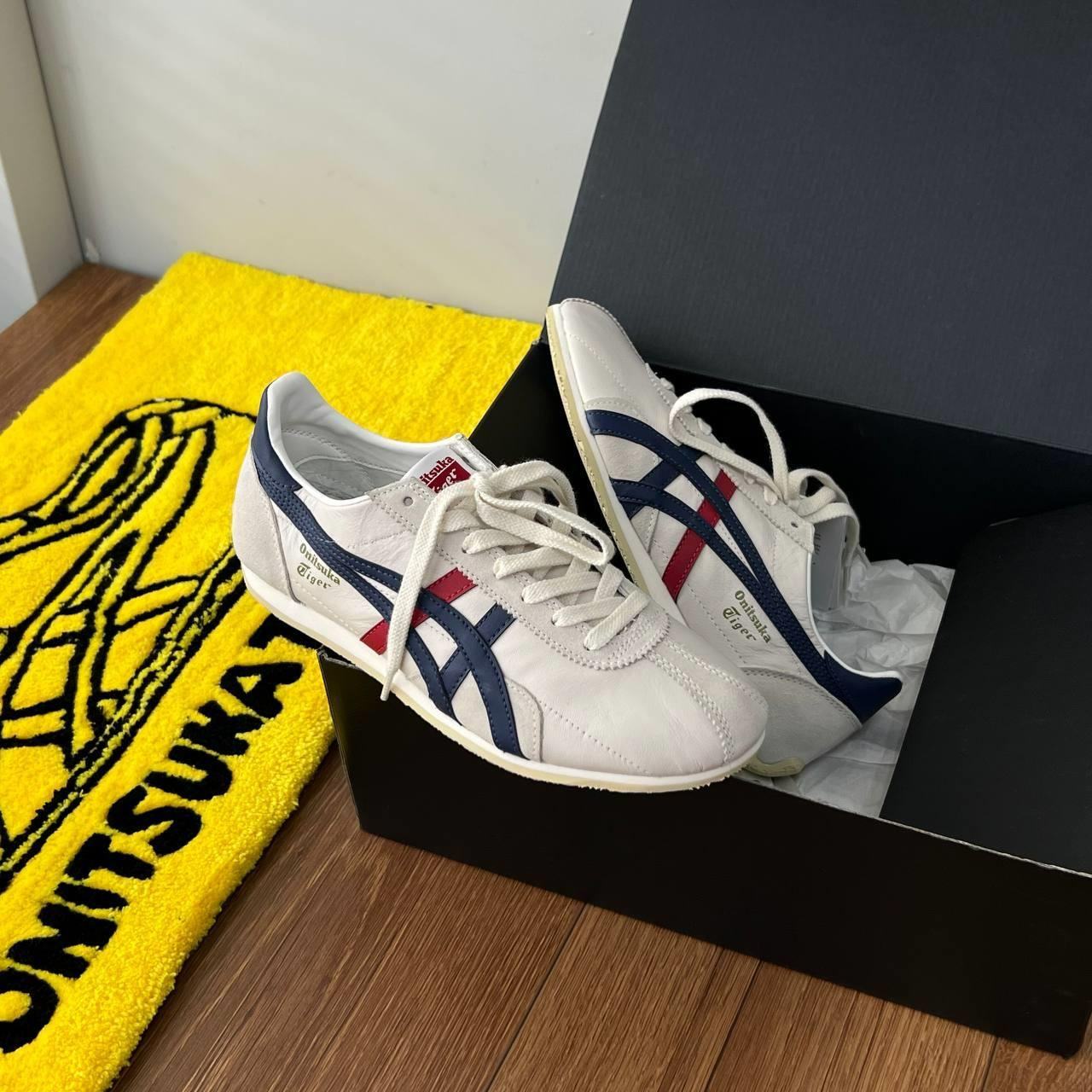 Giay Onitsuka Tiger Runspark 'White Blue Red' TH201L-9950