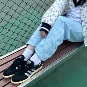 Giay Adidas Samba OG 'Black Almost Yellow' IE8128