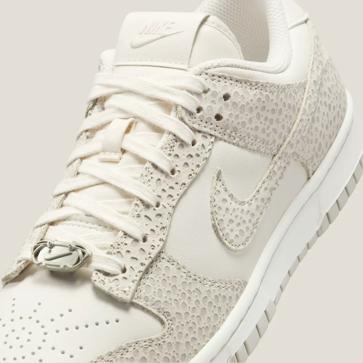 Giay Nike Dunk Low Safari 'Phantom' FV6516-001