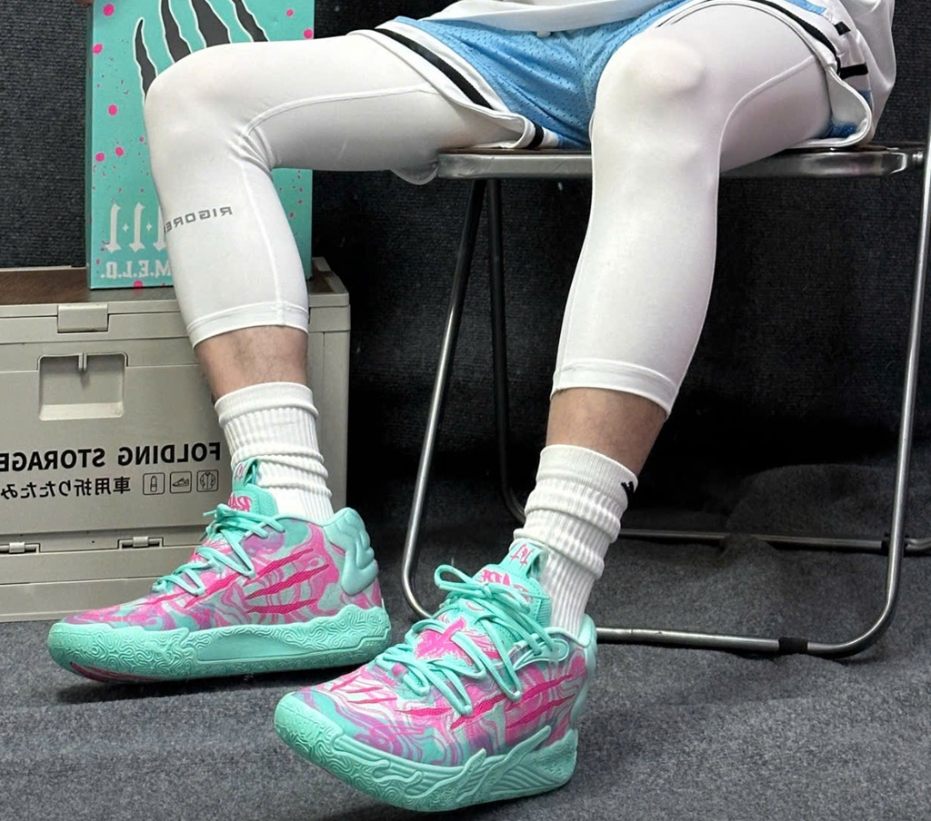 Alternative view of Giày Puma MB.03 'Miami' 310511-01