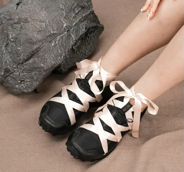 Giay Salomon x Sandy Liang Speedcross 3 Ribbon 'Black' 476195
