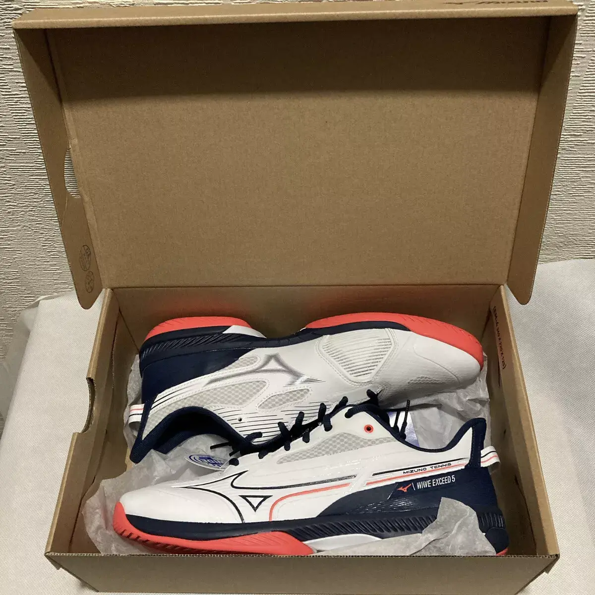 Giay Mizuno Wave Exceed Tour 5 'White Coral' 61GA2315-P
