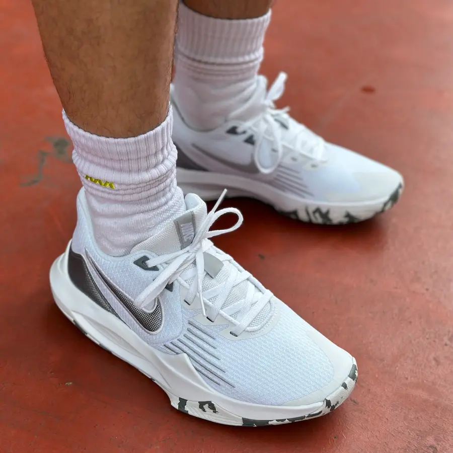 Giay Nike Precision 5 'White Wolf Grey Camo' CW3403-101