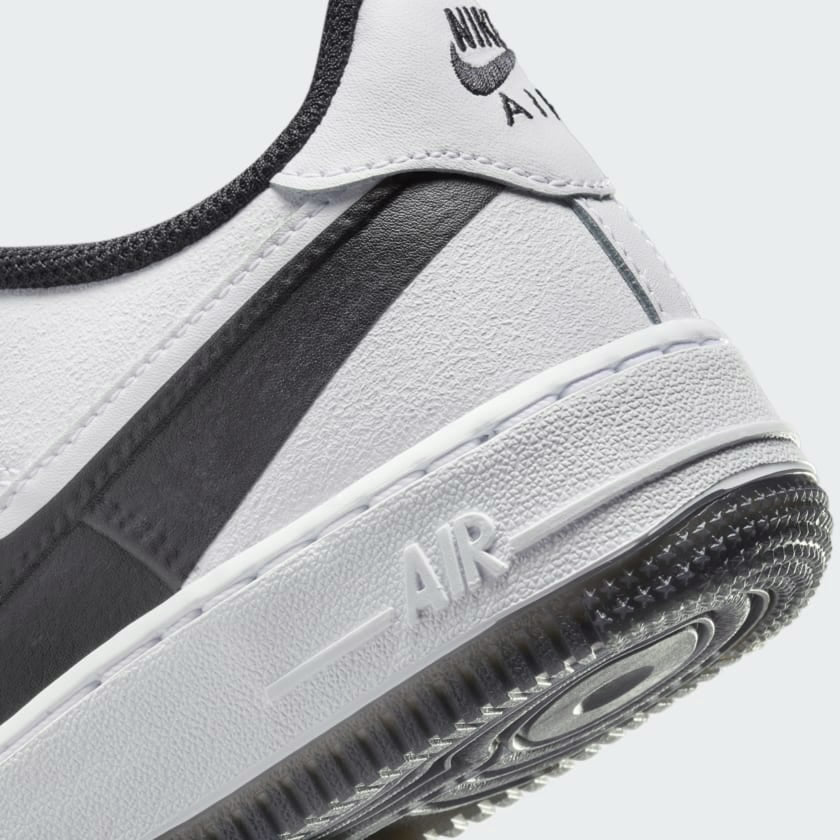 Giay Nike Air Force 1 LV8 4 GS 'Black White' FQ4118-100