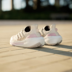 Giay Adidas Ultraboost Light 'Chalk White' IE5839