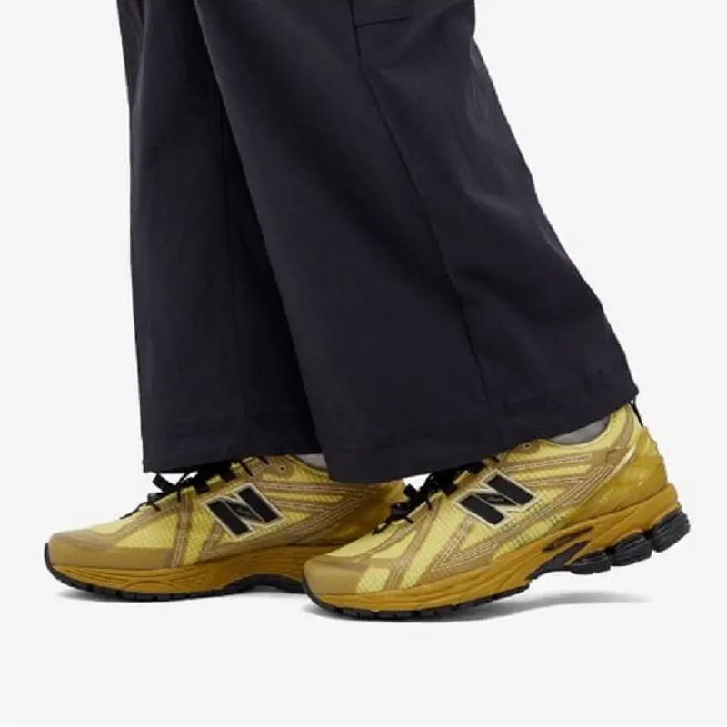 Giay New Balance 1906R x CAYL 'Fire Gold Yellow' M1906RCY