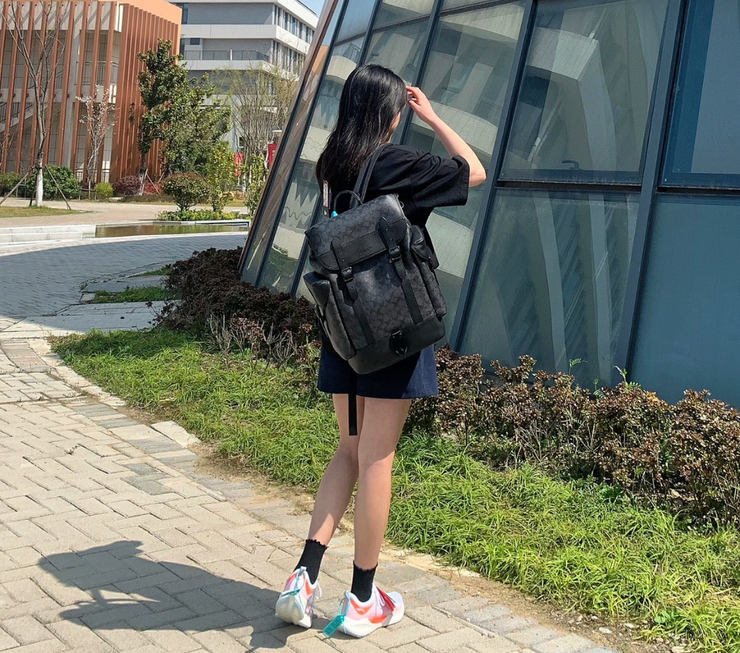 Balo Coach Hitch In Signature Canvas 'Black' C7673-JICHR