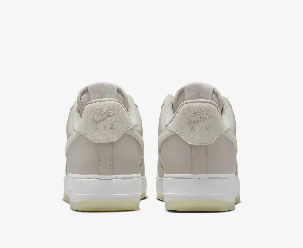 Giay Nike Air Force 1 '07 LV8 'Light Bone' FN5832-001