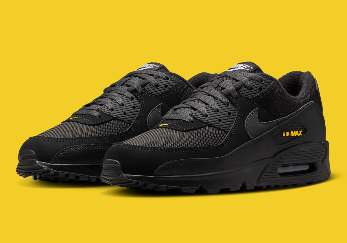 Giay Nike Air Max 90 'Black Speed Yellow' HM0628-001