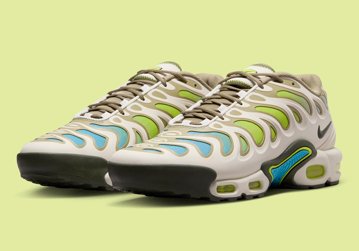Giay Nike Air Max Plus Drift 'Phantom Cyber' FD4290-008