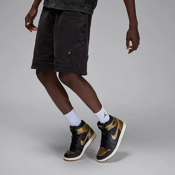 Alternative view of Giày Nike Air Jordan 1 Retro High OG 'Black Metallic Gold' DZ5485-071