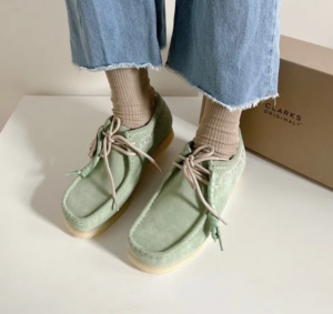 Giay Clarks Wallabee Low '﻿Green Embroidery' 26172073
