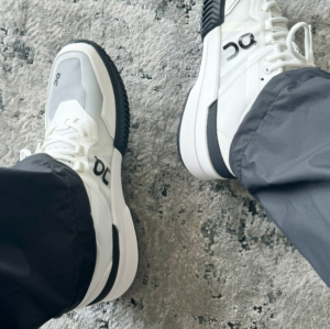 Giay On Running Roger Pro 2 'Clay White' 3ME10570462