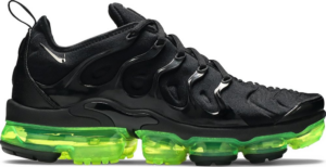 Giay Nike Air VaporMax Plus 'Black Volt' 924453-015