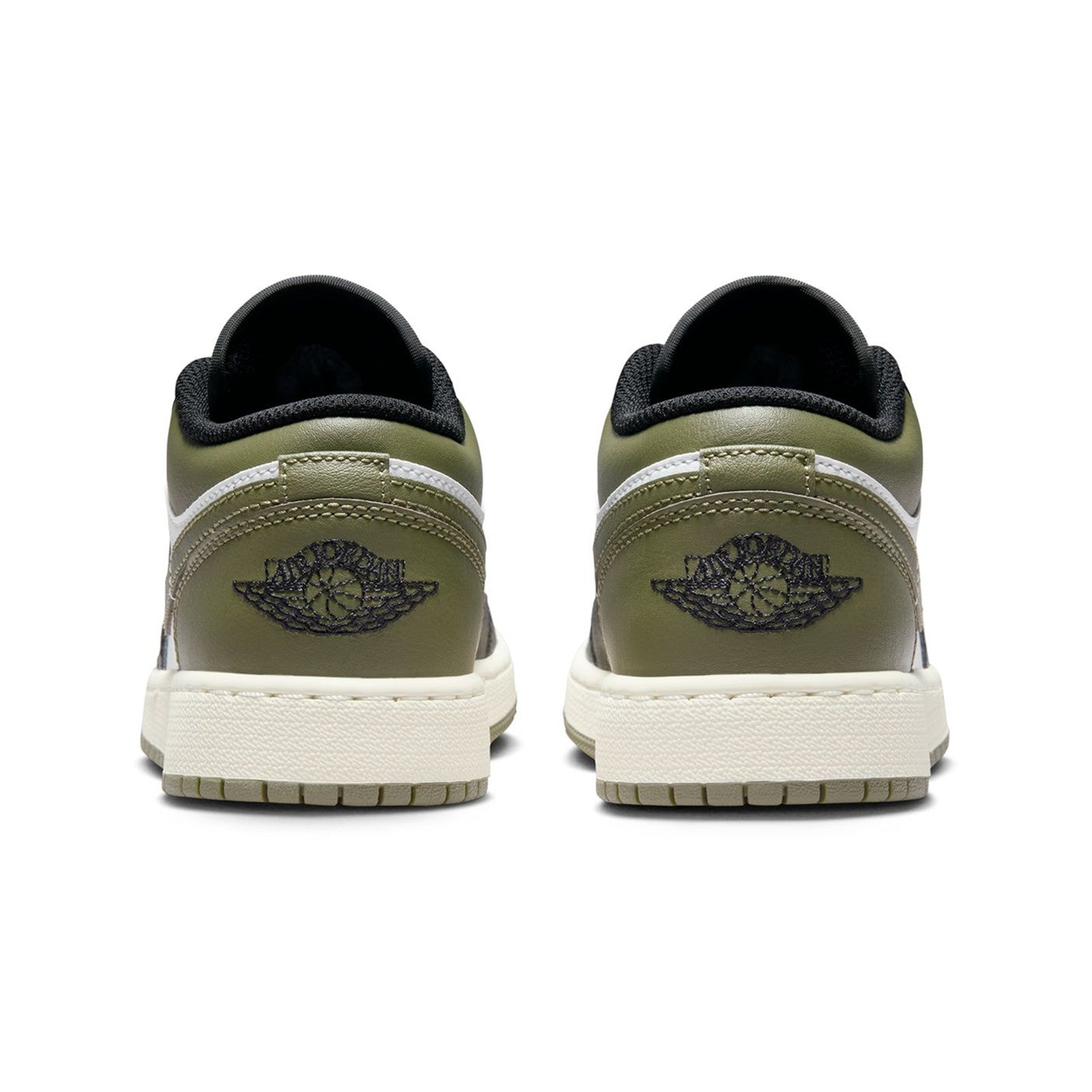 Giay Nike Air Jordan 1 Low GS 'Black Medium Olive' 553560-092