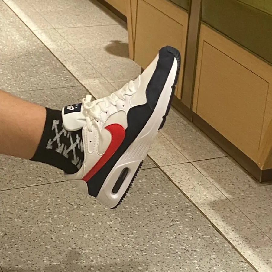 Giay Nike Air Max SC 'White University Red' CW4555-103