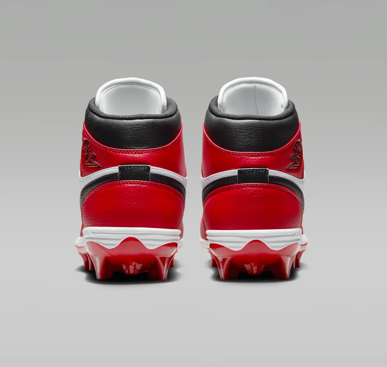 Giay Nike Air Jordan 1 Mid TD Cleat 'Chicago' FJ6805-106