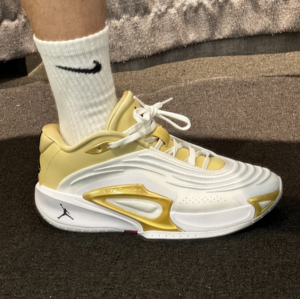 Giay Nike Jordan Luka 3 SE 'White' FZ2467-100