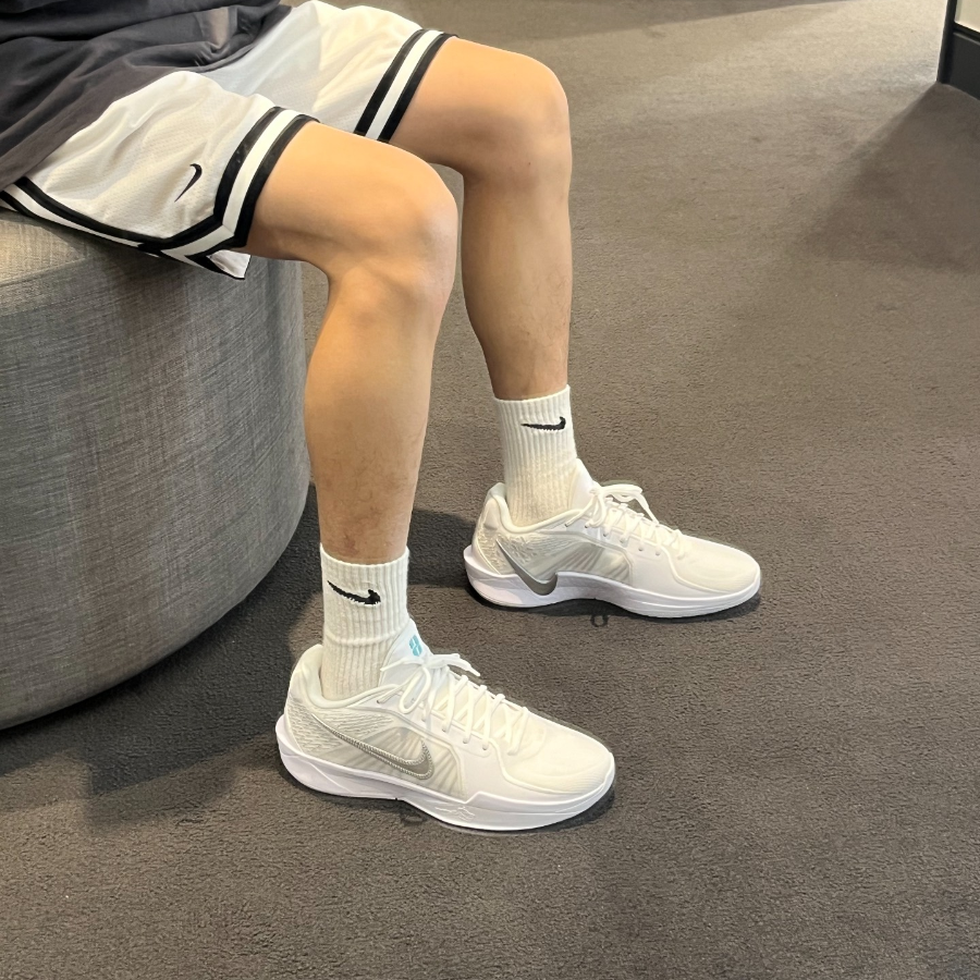 Giay Nike Sabrina 2 'White Noise' FQ2174-101