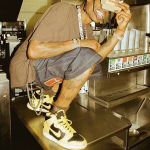 Giay Nike Dunk High Retro Premium x Wu-Tang 'Yellow' HJ4320-001